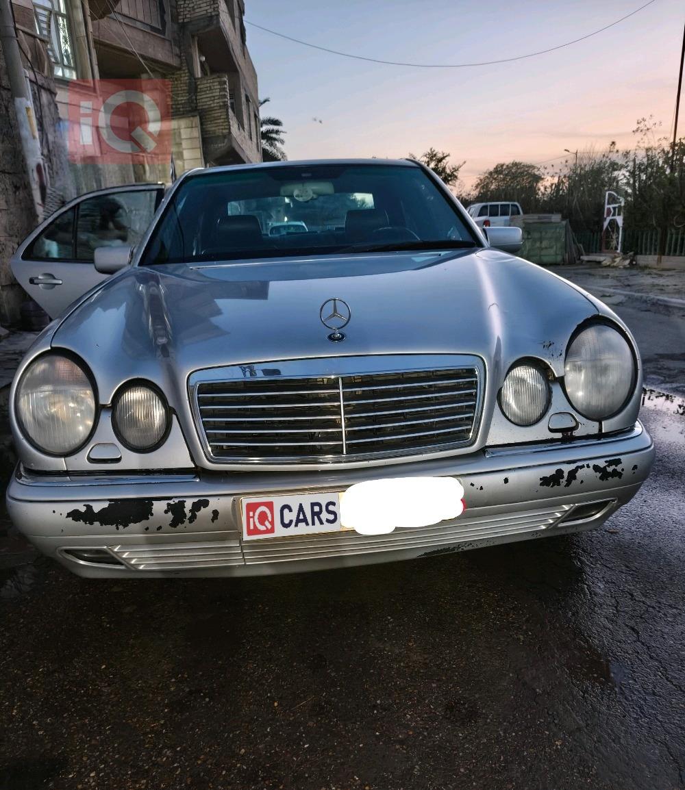 مرسيدس بنز E-Class